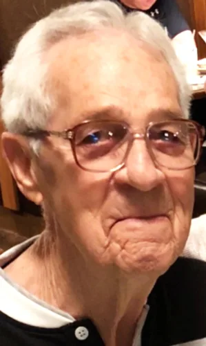 Robert Lott 1931-2026